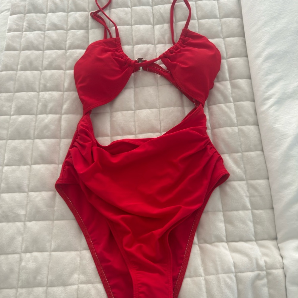 **VIRAL** Red Cutout One-Piece Swimsuit